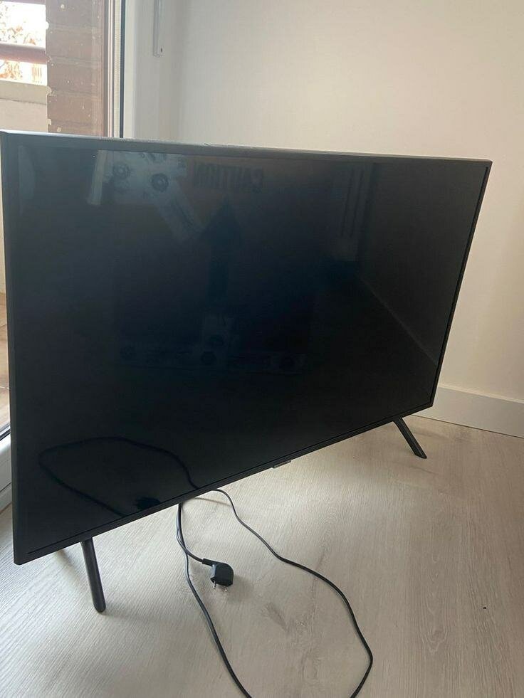 Téléviseur LED 40" Full HD