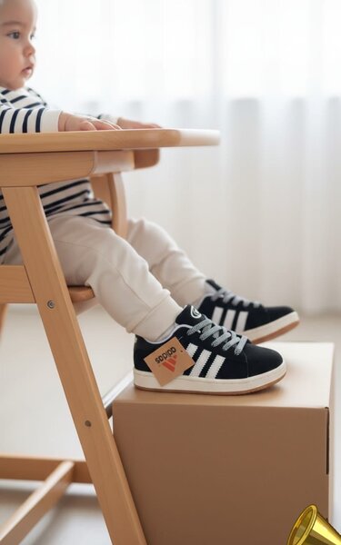 Adorables sneakers pour enfants