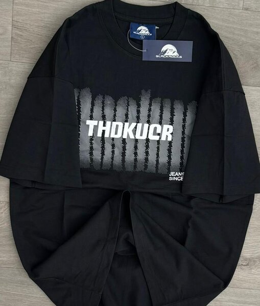 T-shirts graphiques tendance