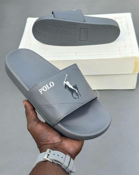 Claquettes confortables POLO