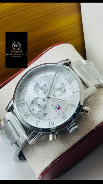 Montre tommy hilfiger authentique bracelet en acier