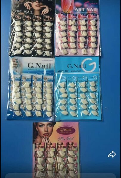 Lot de faux ongles pour manucure