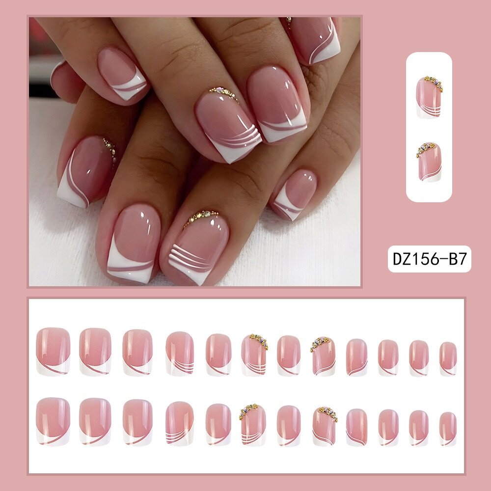 Press on nails