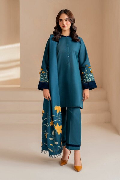 Embroidery lawn 3 pc