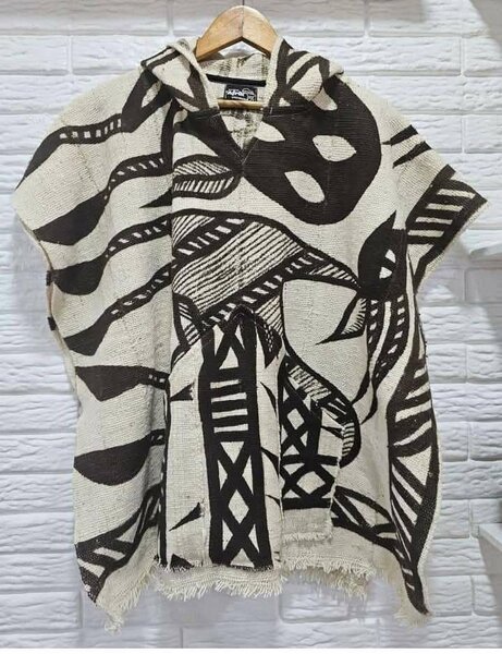 Poncho en laine ethnique
