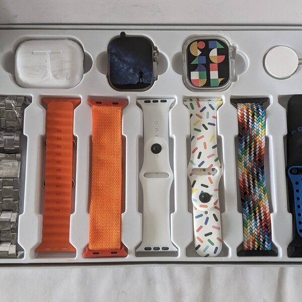 i20 Ultra Watch 3 + Earphones