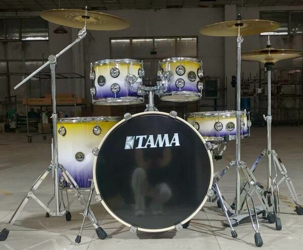 Tama Drum Kit Set
