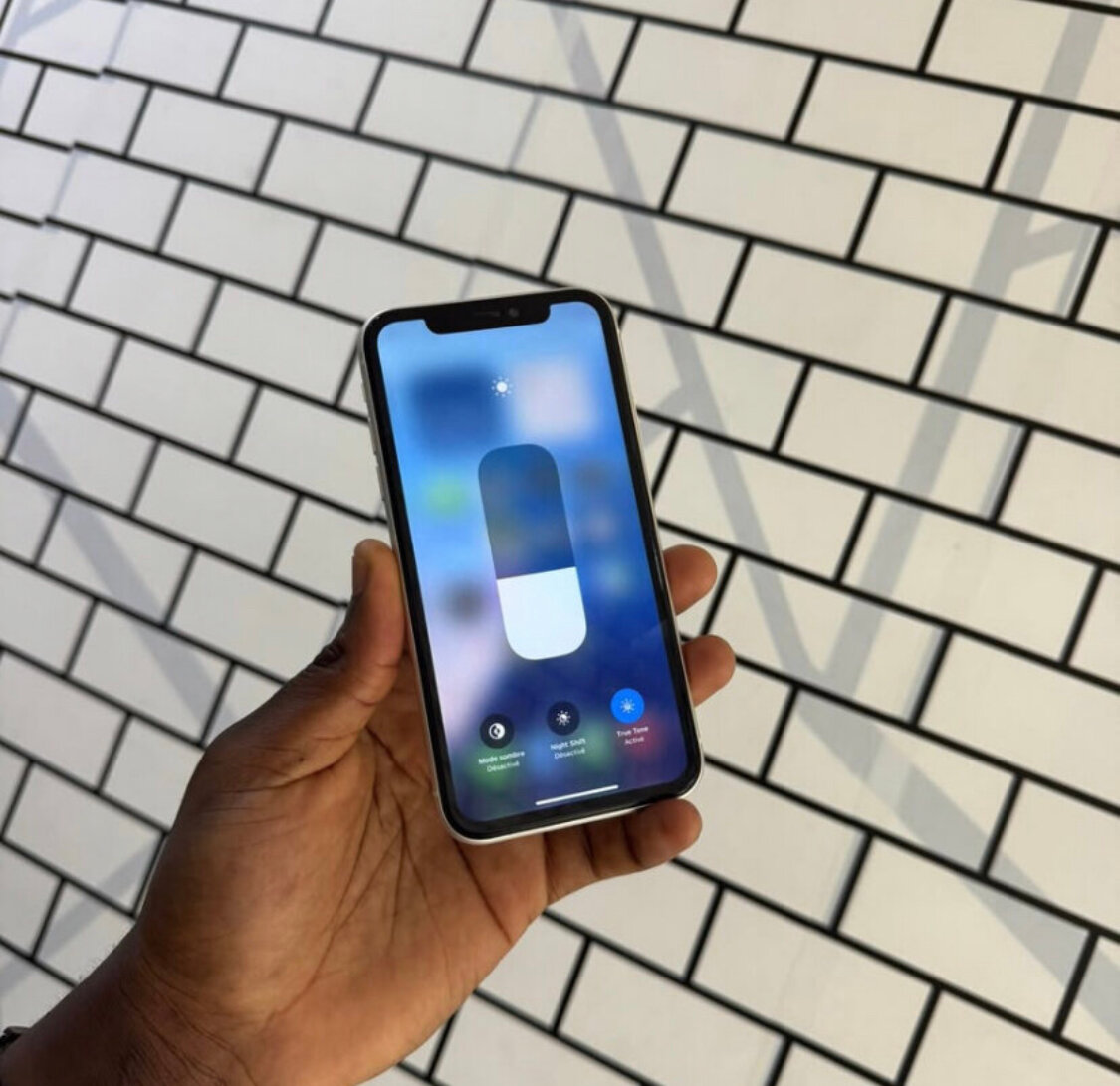 iPhone 11 Blanc 64 Go