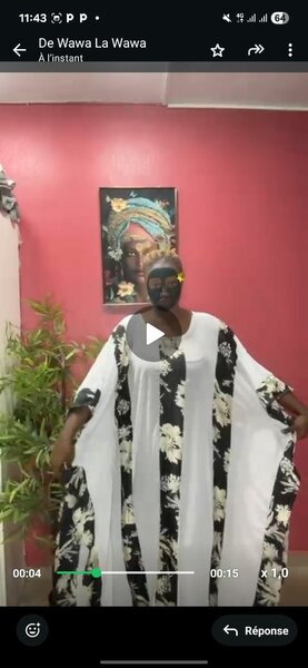 Robe Caftan Fleurie Élégante