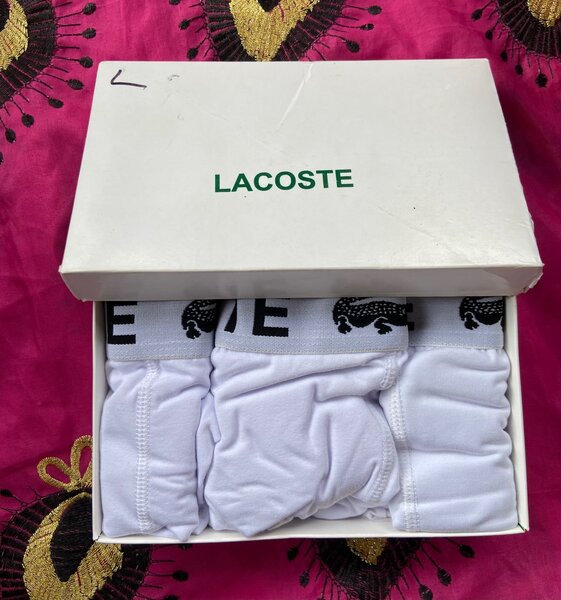 Lacoste blanc