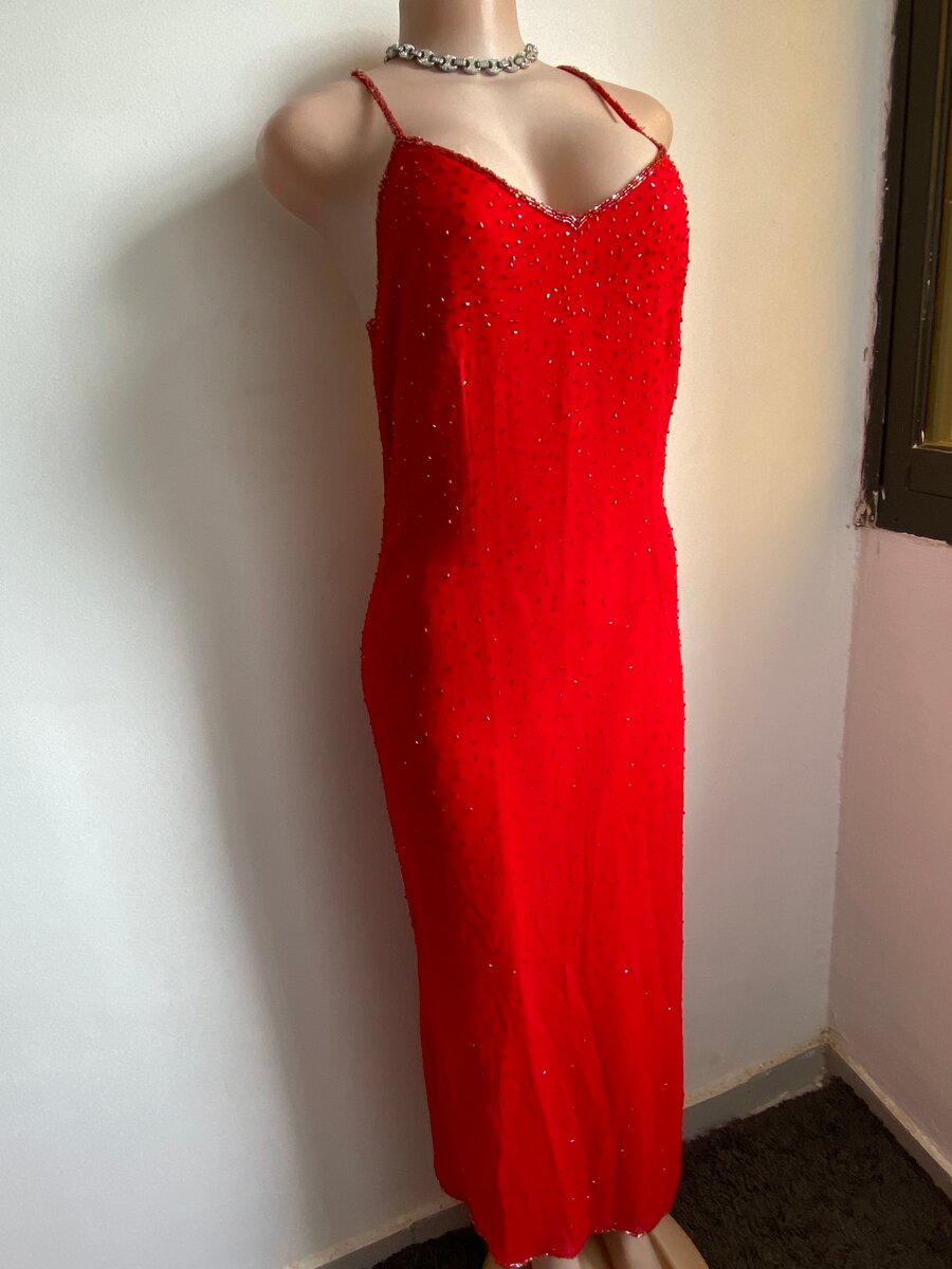 Elegant Red Evening Dress