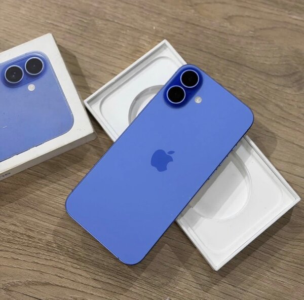 IPhone 16 Plus bleu, 128 giga