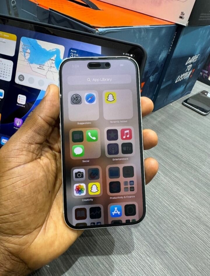 iPhone 16 physical sim