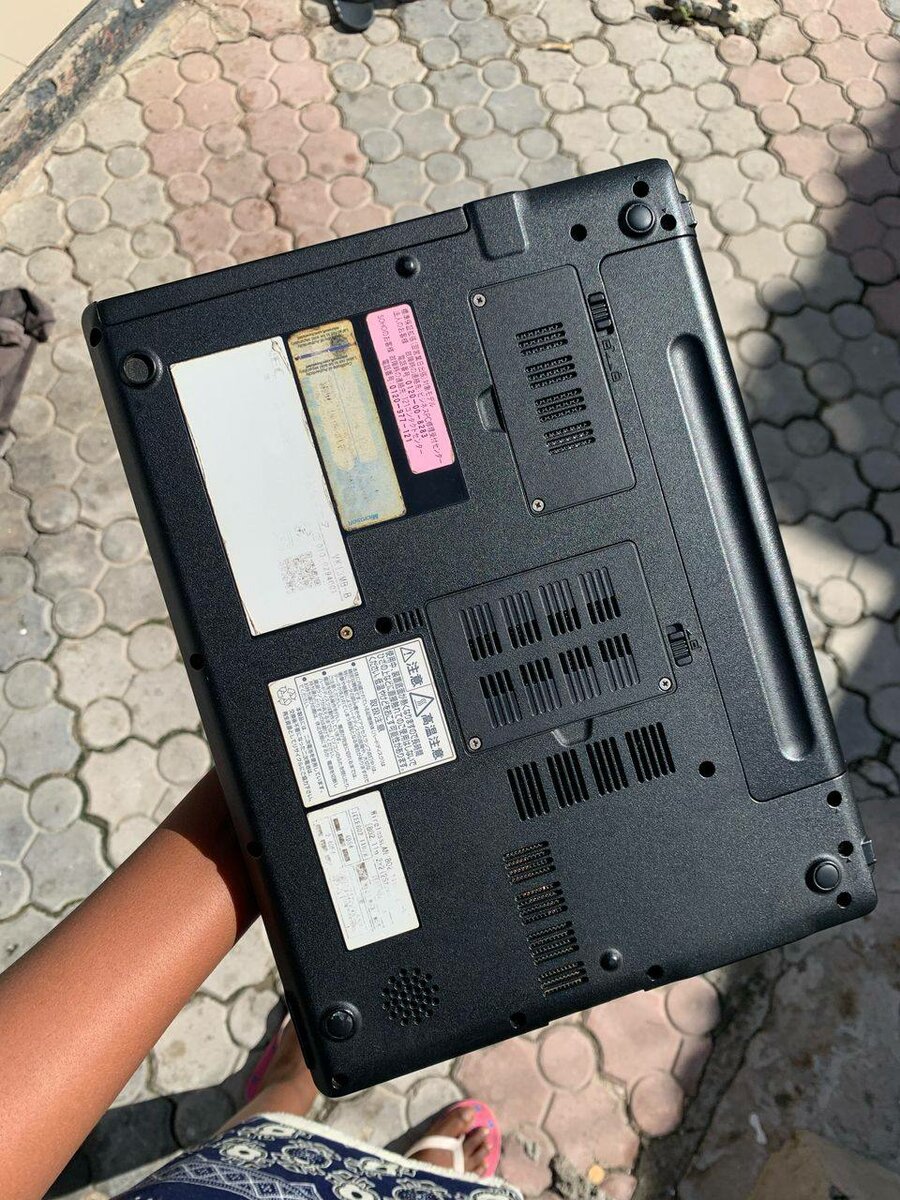 NEC laptop