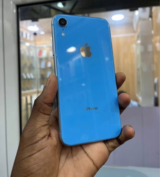 iPhone XR Bleu