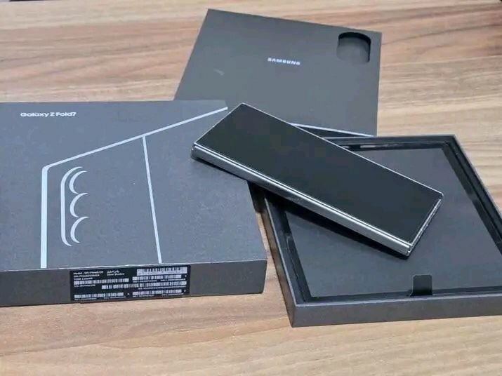 Samsung Galaxy Z Fold Smartphone