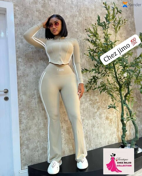 Ensemble sport chic beige