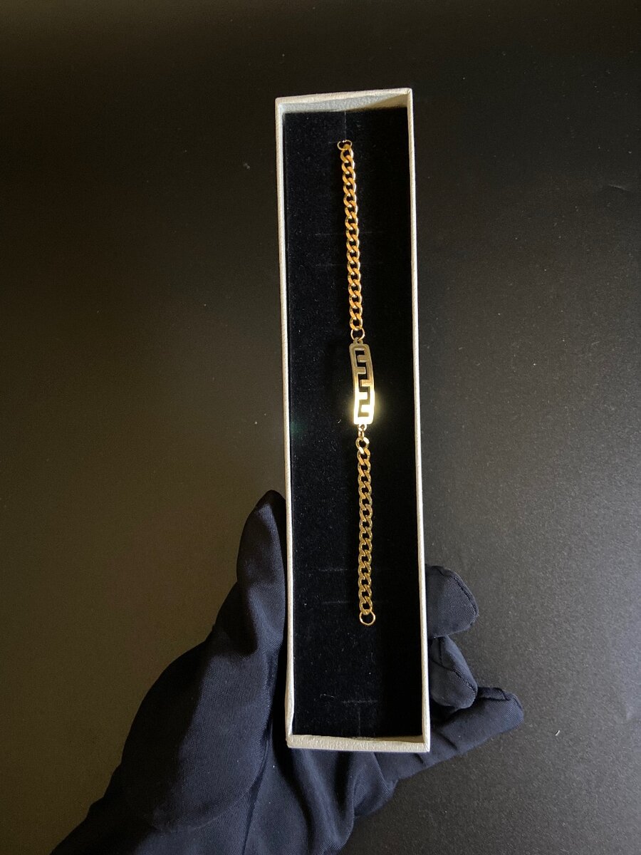 Gold bracelet