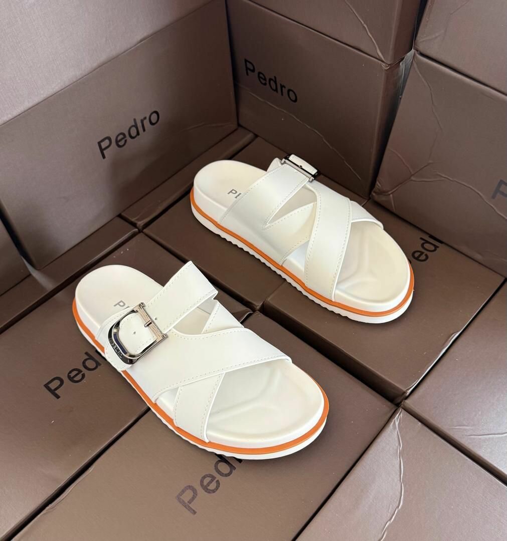 Sandales élégantes pour l'été