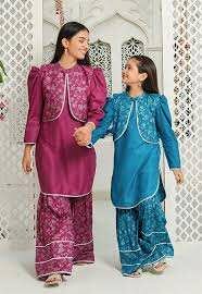 Cotton lawn digital dupatta shirt trouser