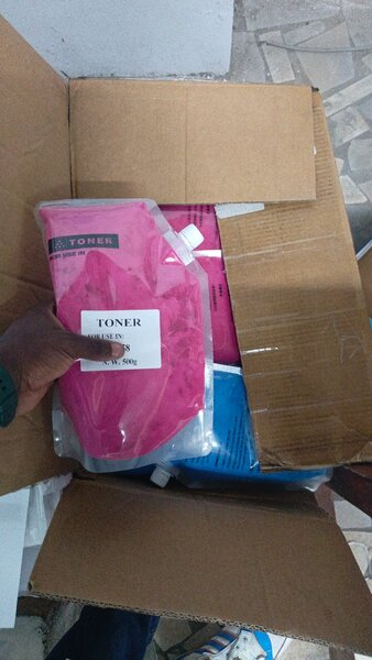 Toner en poudre KONICA 500g