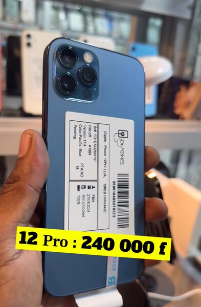 12 𝐏𝐫𝐨 𝐪𝐮𝐚𝐬𝐢 𝐧𝐞𝐮𝐟 (𝐢𝐦𝐩𝐨𝐫𝐭é) [128 GB]