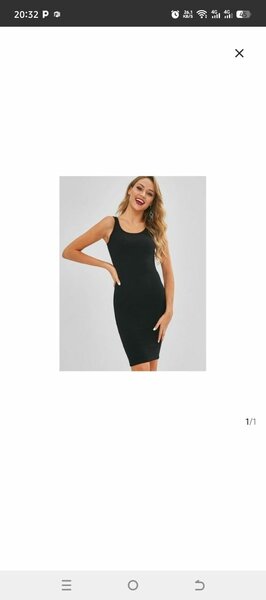 Robe Moulante Noire Élégante