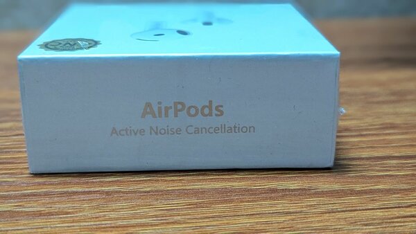 AirPods 4