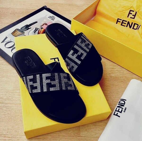 Fendi slippers