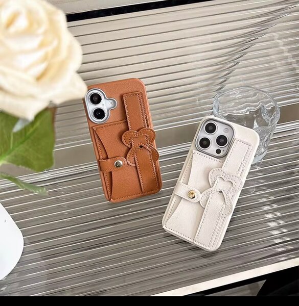 Coque iPhone avec dragonne élégante