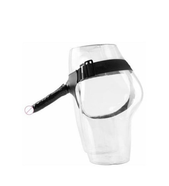 Harnais avec Gode Ceinture Noir