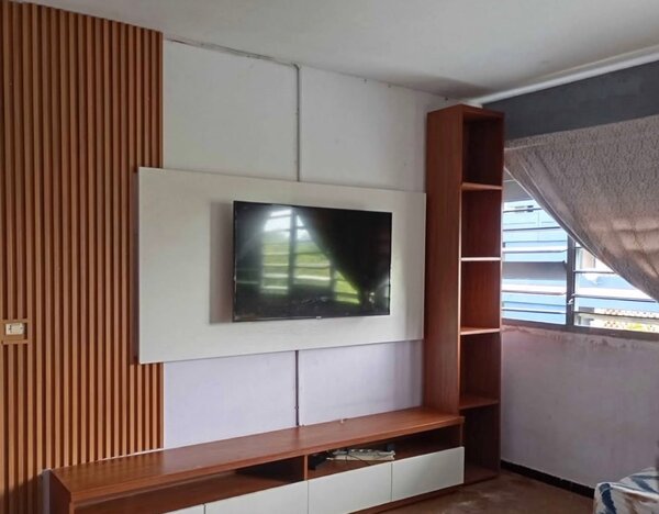 Meuble TV moderne mural