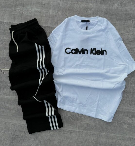 Ensemble T-shirt & Jogging Calvin Klein