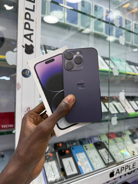 14 Pro 128go écran touché