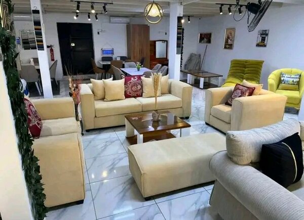 Canapé moderne beige