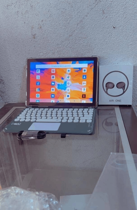 Tablette avec clavier intégré