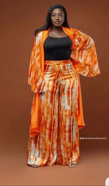 Robe élégante wax coloré