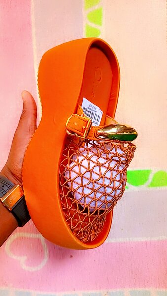 Mules tressées tendance