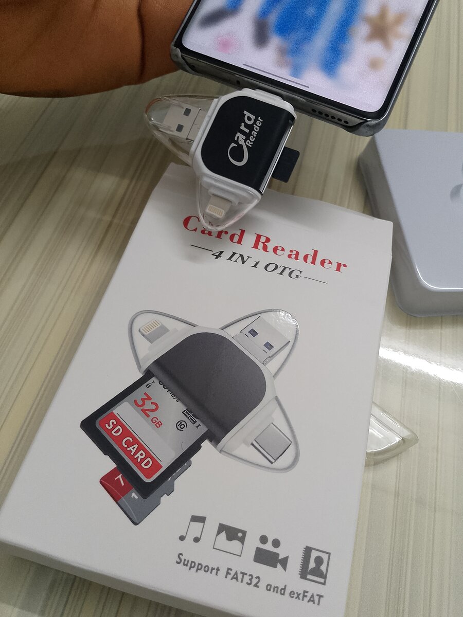 Lecteur de carte mémoire