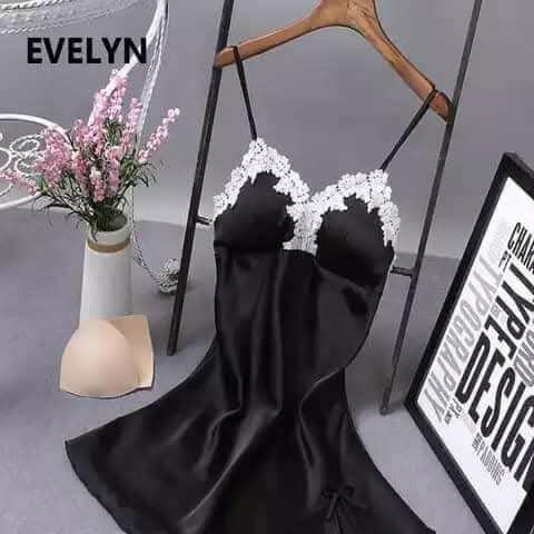 Nuisette élégante en satin