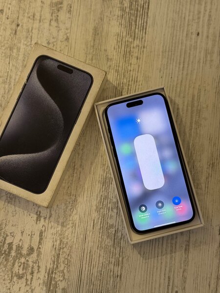 iPhone 15 pro max 256 giga dual sim