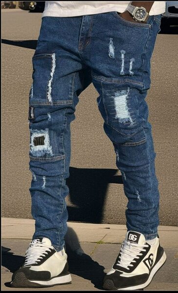 Jean slim déchiré tendance