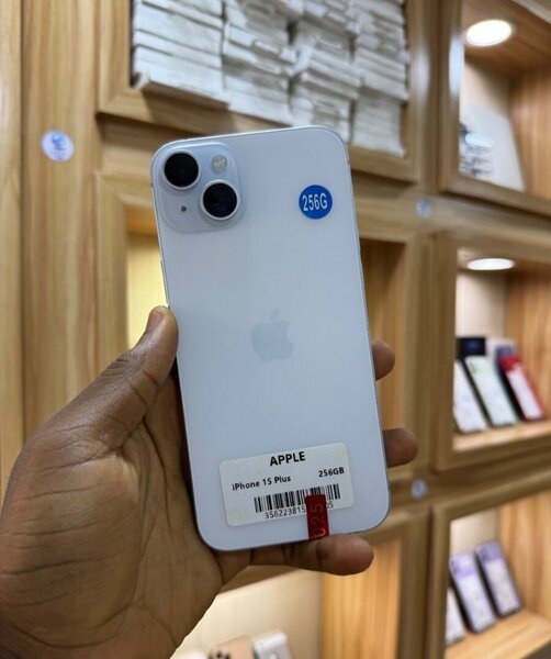 iPhone 15 Plus 256GB