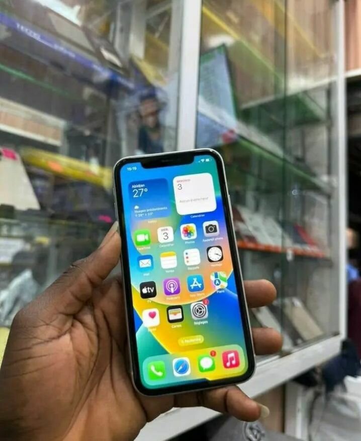 iPhone XR Blanc 64GB Débloqué