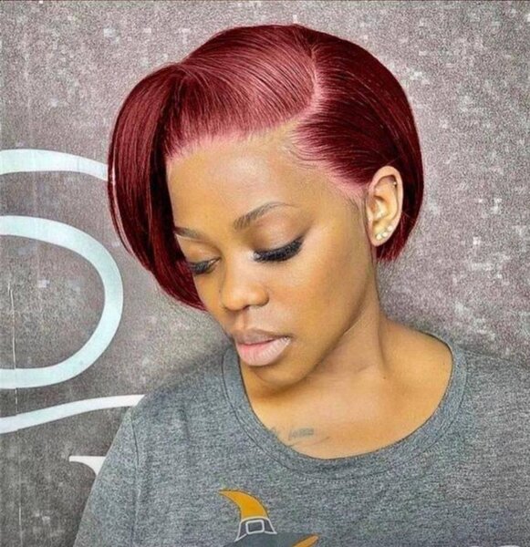 Perruque Bob Rouge Élégante