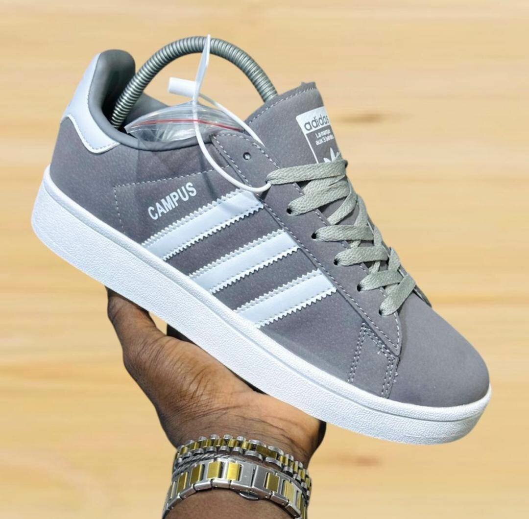 Chaussures Campus élégantes