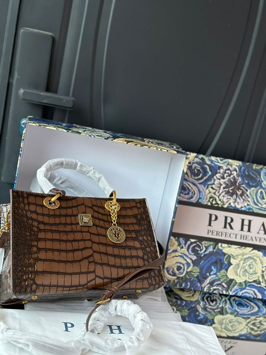 Ladies bag