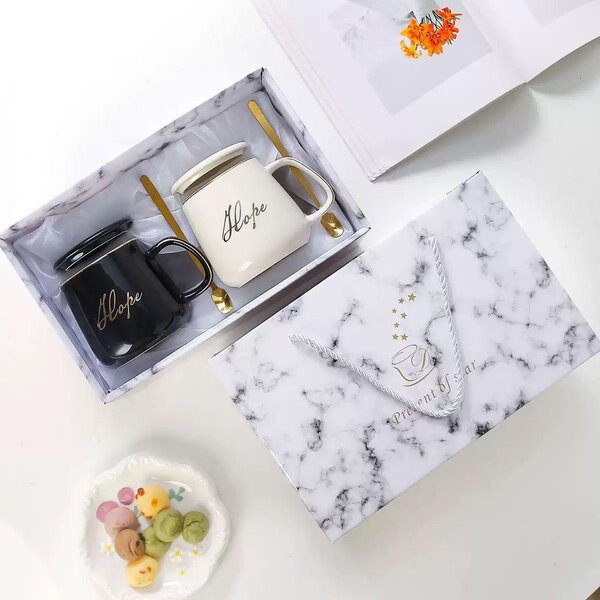 Ensemble de tasses élégantes