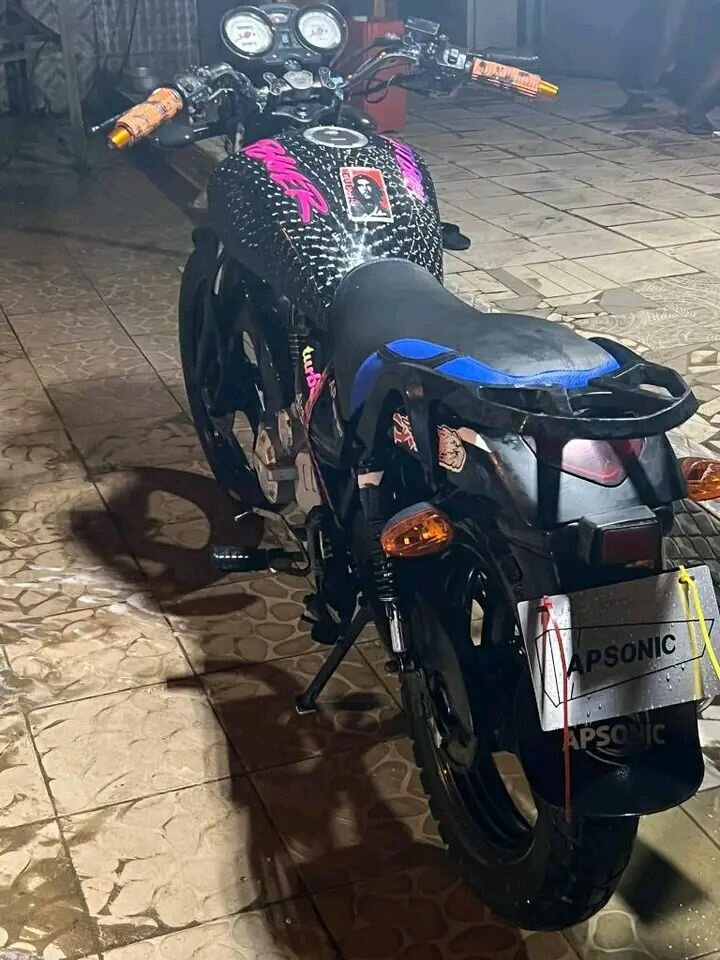 Moto Apsonic sportive unique