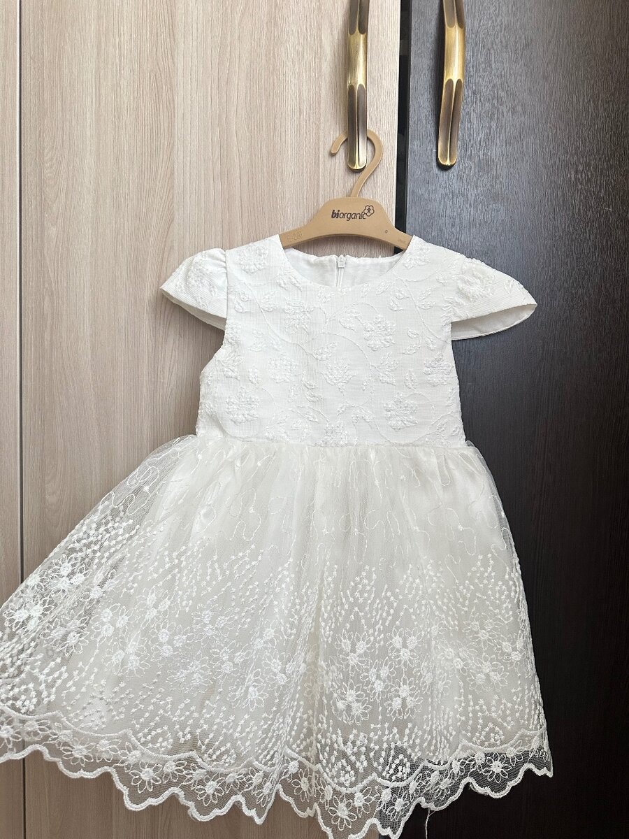 Нарядное платье